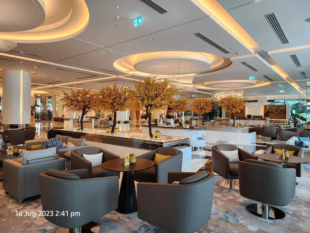 Zing Beach & Pool Bar