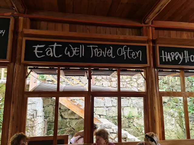 Tree House Restaurant