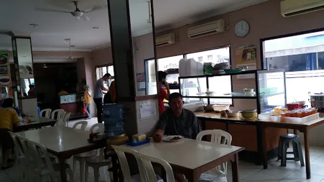 Rumah Makan Permata / Permata Kue