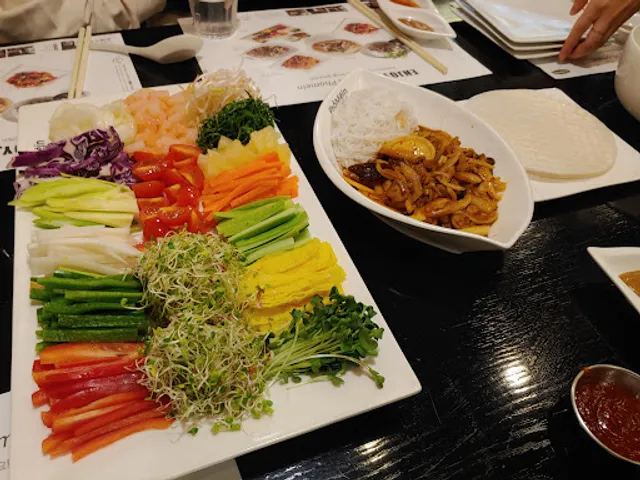 포메인 일산백석점 PHOMEIN Ilsan Baekseok