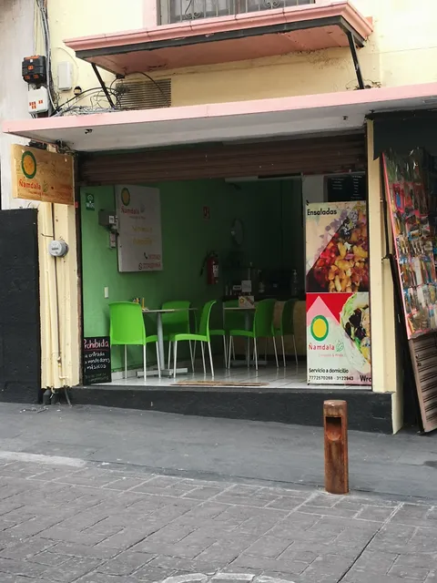 Ñamdala ensaladas and wraps