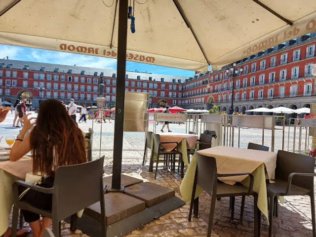 Museo del Jamón Plaza Mayor