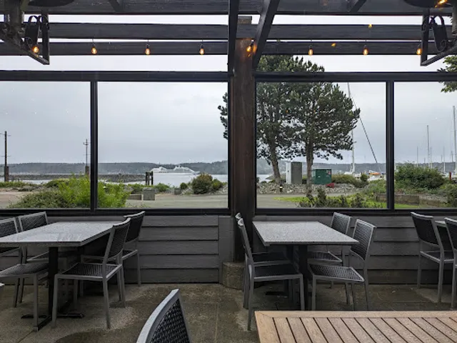 Moxies Campbell River Restaurant