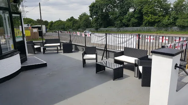 Merry Chest Cafe & Bar