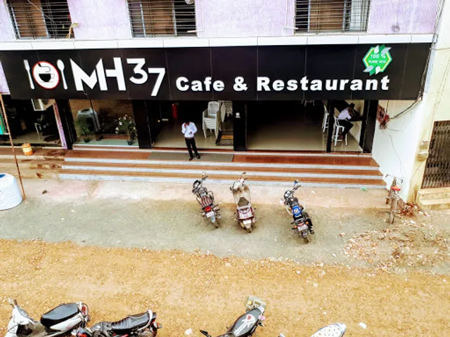 ️MH 37 cafe And Restaurant.