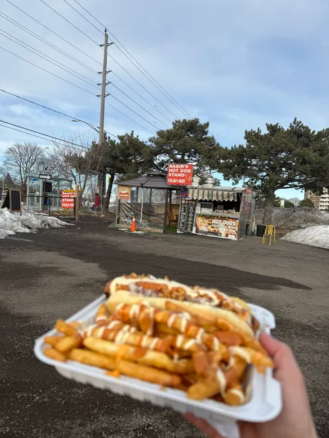 Nasir's Hotdogs And Sausages