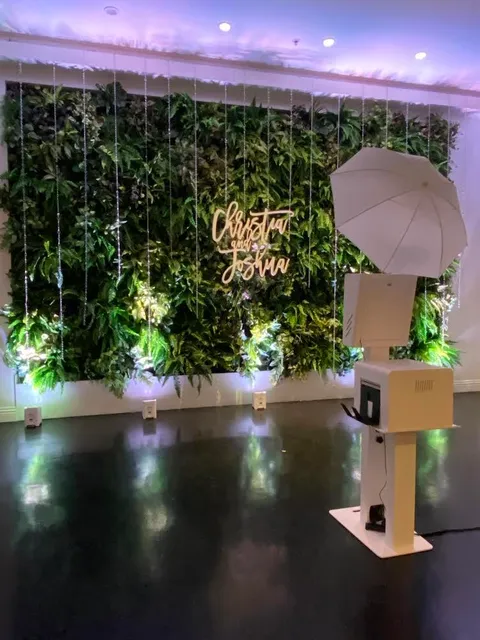 Hidden Gem Photo Booth Rental