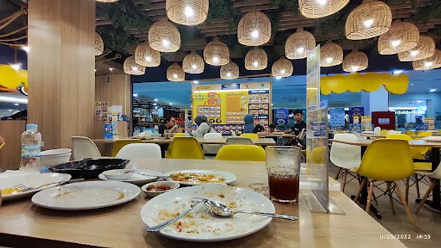 D'Cost Mega Bekasi Hypermall tempat makan di mega mall bekasi