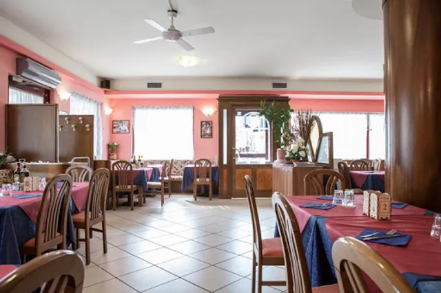 Ristorante Pizzeria Ristorante Indiano Tartufo