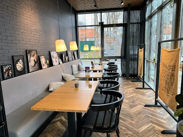 Junge Die Bäckerei.