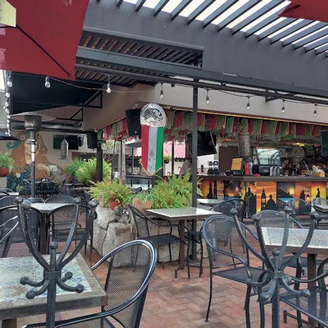 Zacarias snack's & sushi