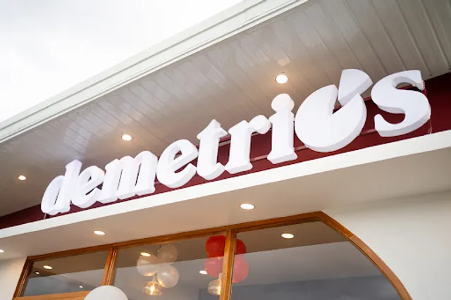 demetrio's pizzeria uptown