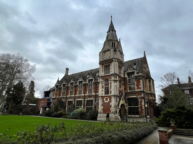 Pembroke College