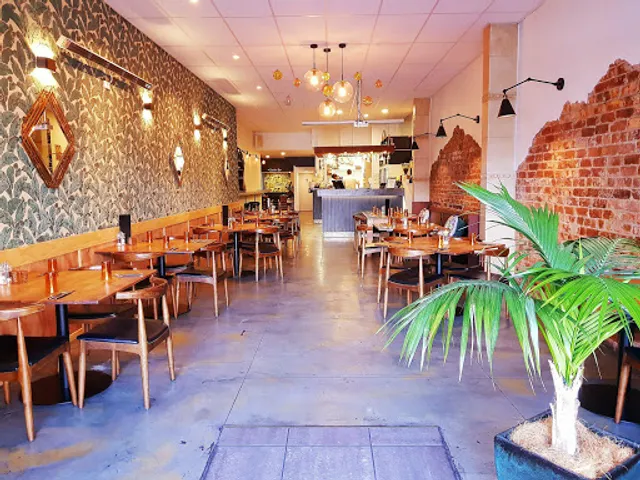 Split Bar & Restaurant