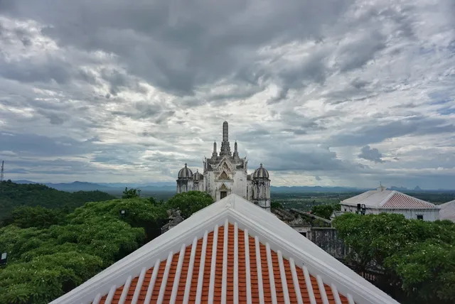 Phra Nakhon Khiri Historical Park (Khao Wang)