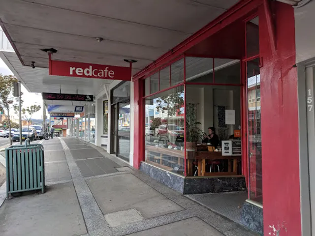 Red Cafe Bega