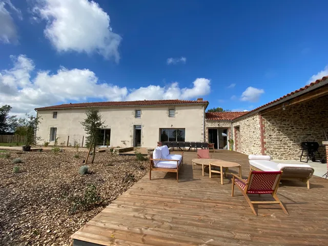 Area Du Puy Doré Group Accommodation With Pool And Spa Covered Vendée