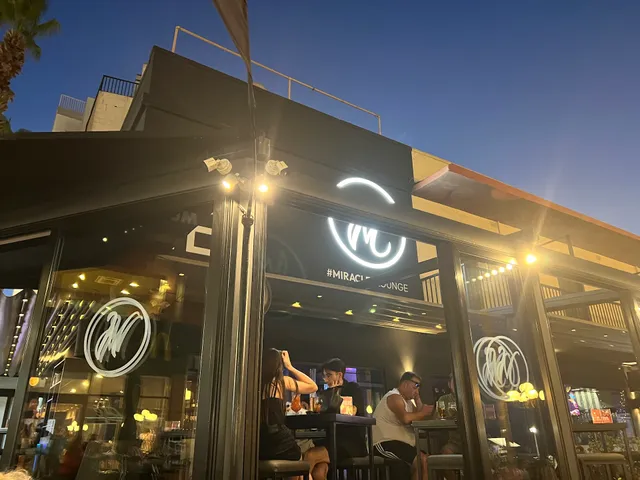 Miracles Lounge