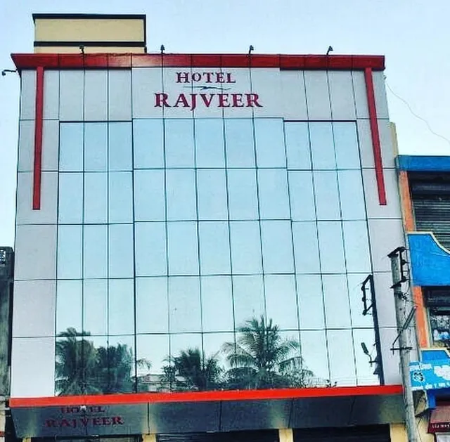 HOTEL RAJVEER