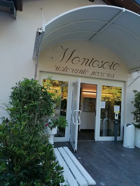 Ristorante Montesole di Mark Saredi & C. Sas