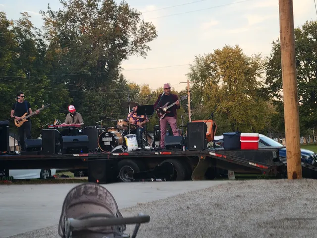 Bartelso Bowling Lanes