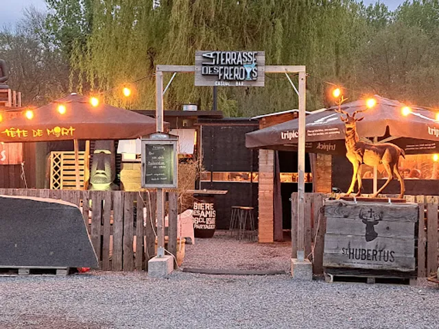 La terrasse des frérots