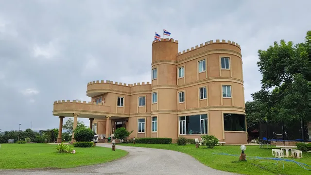 บ้านดินวังน้ำเขียว