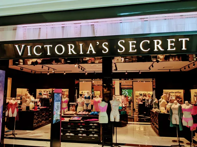 Victoria's Secret & PINK