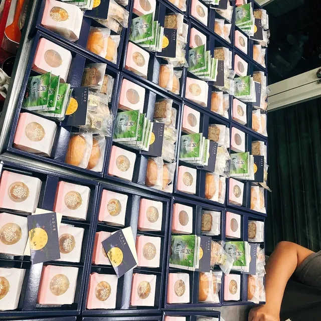 豆糖手作甜點店|可麗露專賣|台中肉桂捲|台中甜點推薦|台中可麗露推薦|玫瑰檸檬塔|台中千層蛋糕|太平甜點店|台中美食|台中甜點店|台中太平必吃甜點