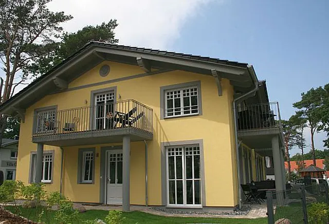 Haus Strandkiefer mit Meerblick