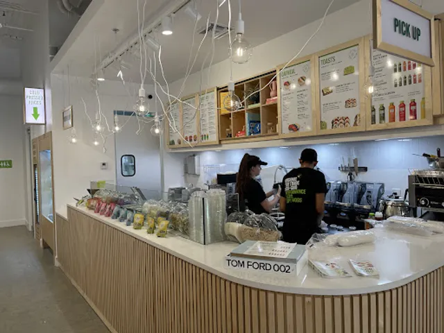 Pure Green - Juice Bar Mizner Park