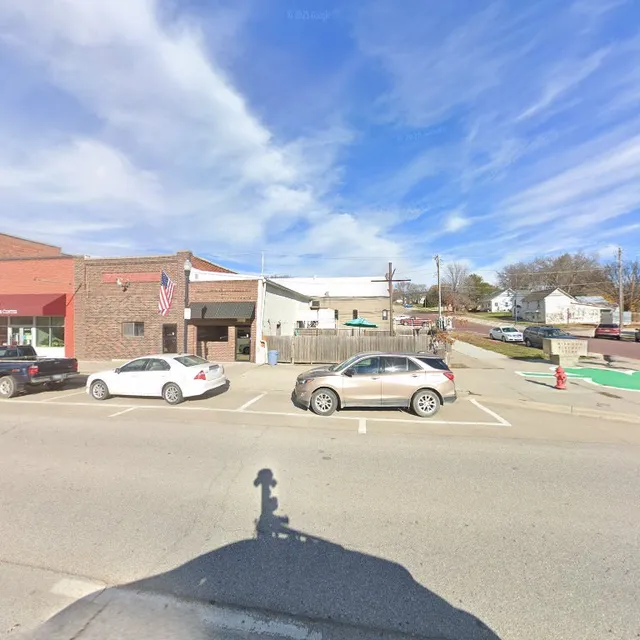 Bru's Package and Lounge