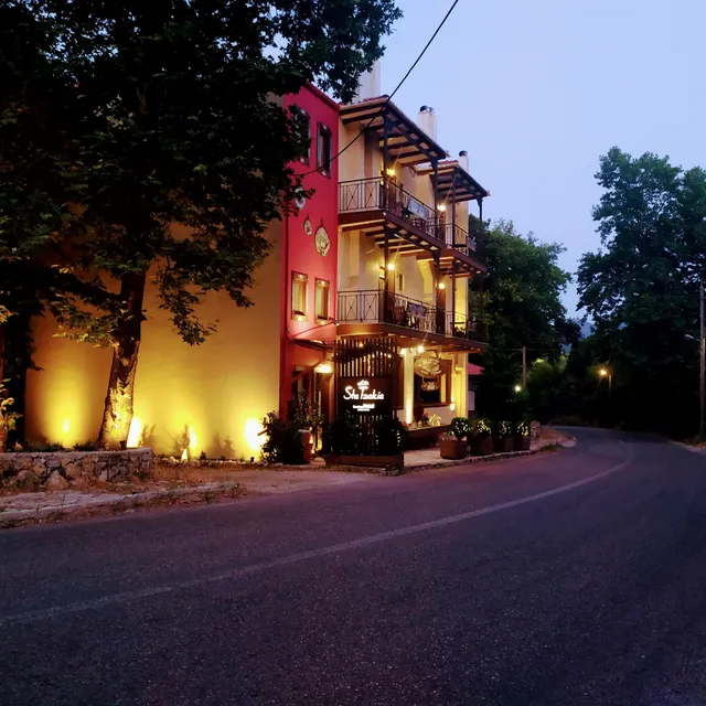 Sta Tzakia Guesthouse