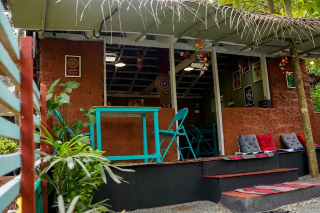 Kashi - The Village Cafe