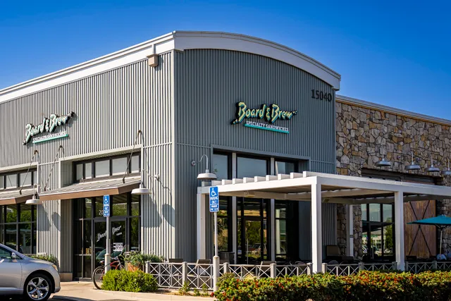 Board & Brew - Tustin