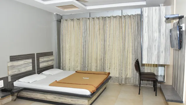 SAI SURAJ BUDGET HOTEL