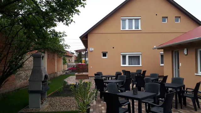 Pacsirta Apartman