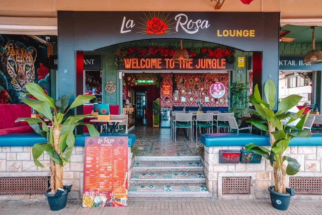 La Rosa - Restaurant & Cocktail