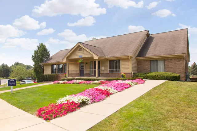 Boulevard Apartments