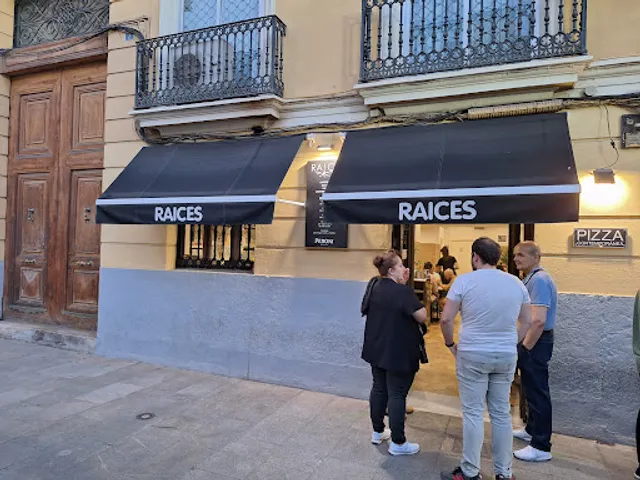 Raices (NO RESERVATIONS)
