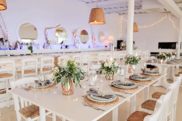 Paraplous Restaurant