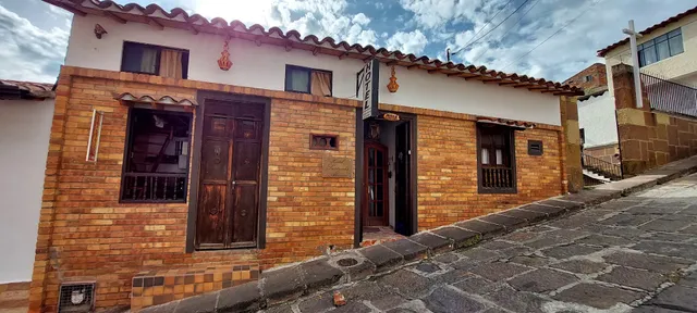 HOSTEL SANTANDER ALEMAN - CASA COLONIAL EN SAN GIL