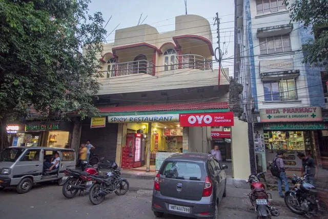 OYO 16793 Hotel Kanishka