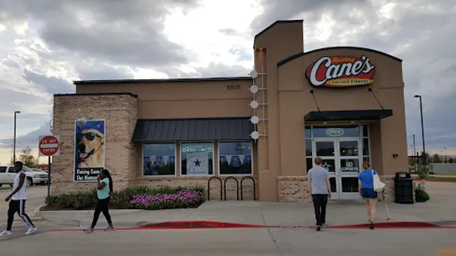 Raising Cane's Chicken Fingers