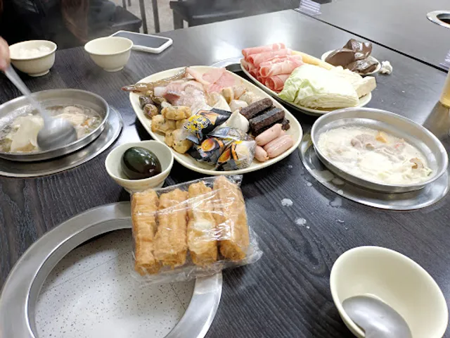 新上海臭臭鍋鼎力店