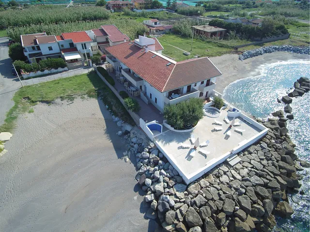 Residence Cannotta Beach