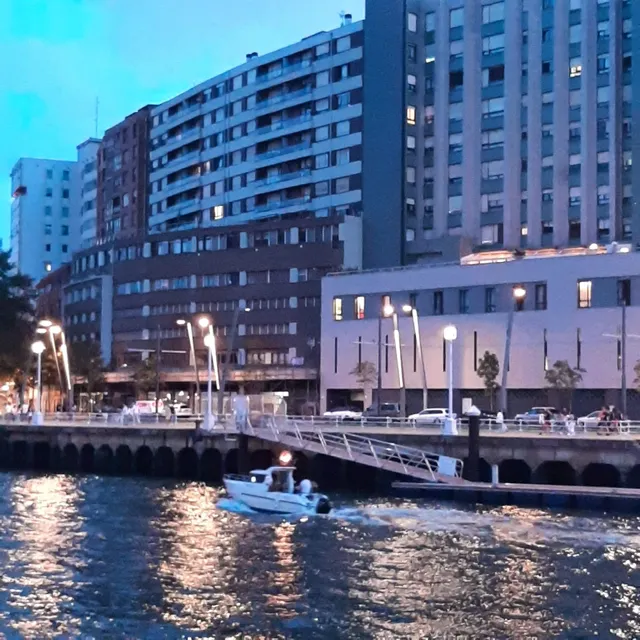 Guggenheim Riverview 5 Bedrooms