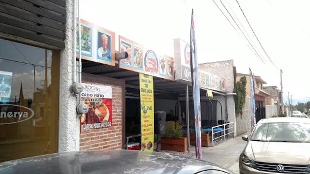 Mariscos Jarocho Mar y Tierra