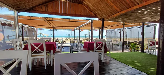 African Queen Beach Resto Bar Hammamet