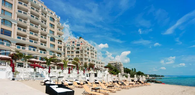 La Mer Residence & SPA